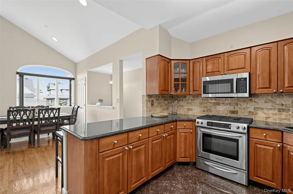 7601 14th Avenue #3B Brooklyn, NY 11228