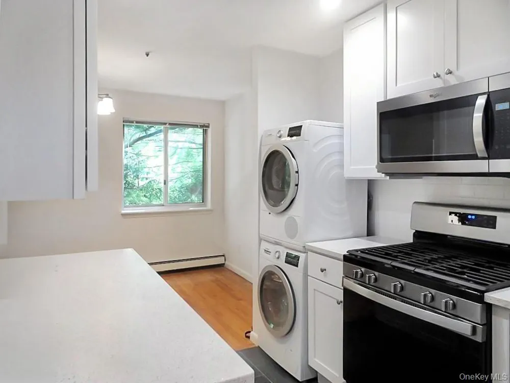 300 Livingston Avenue #2A Mamaroneck, NY 10543
