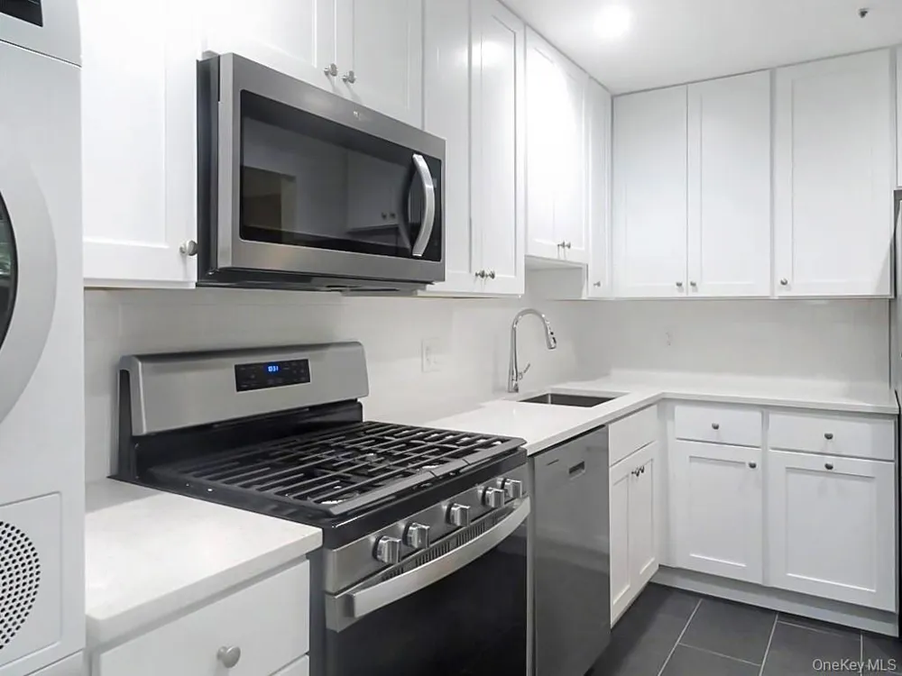 300 Livingston Avenue #2A Mamaroneck, NY 10543