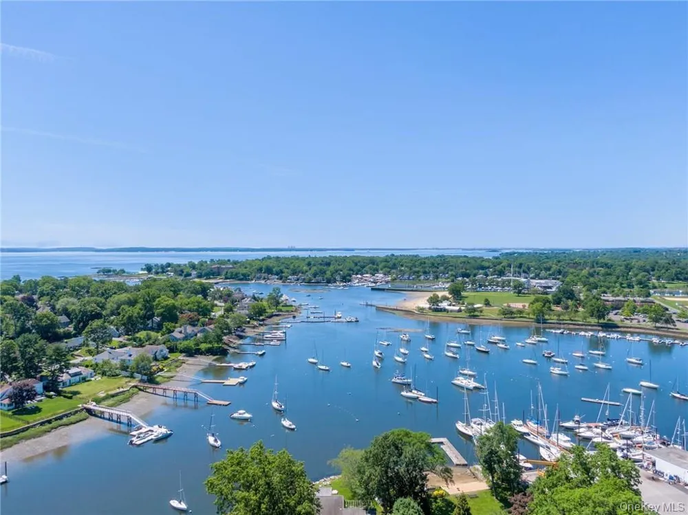 300 Livingston Avenue #2A Mamaroneck, NY 10543