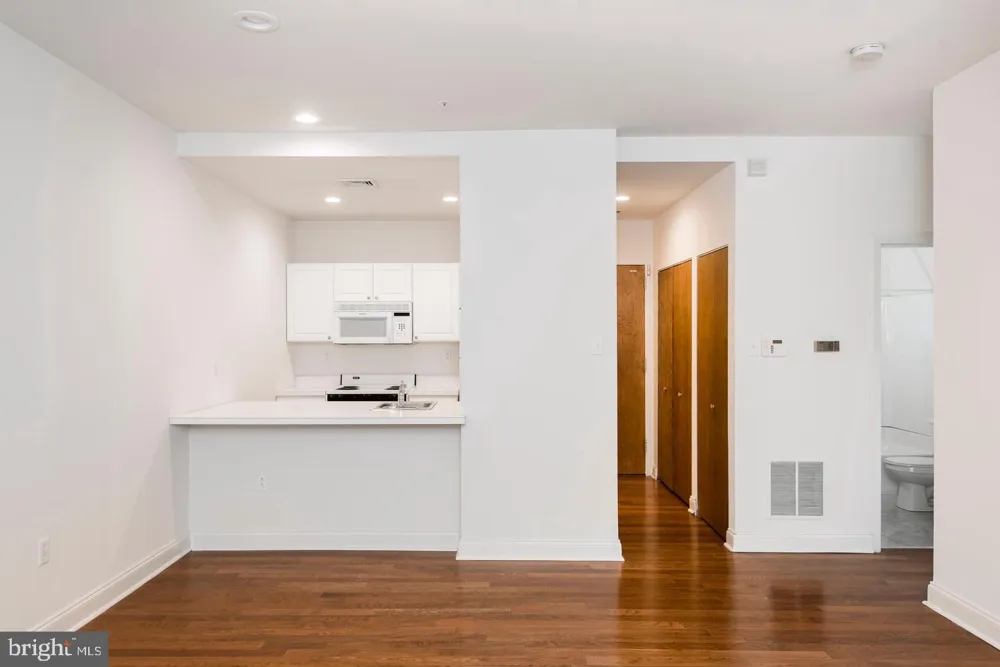 1600 WALNUT STREET #704 Philadelphia, PA 19103