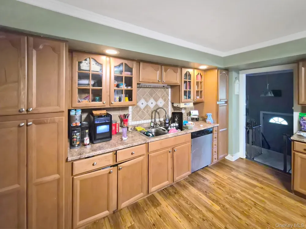 81 Old Unionville Road Wallkill, NY 12589