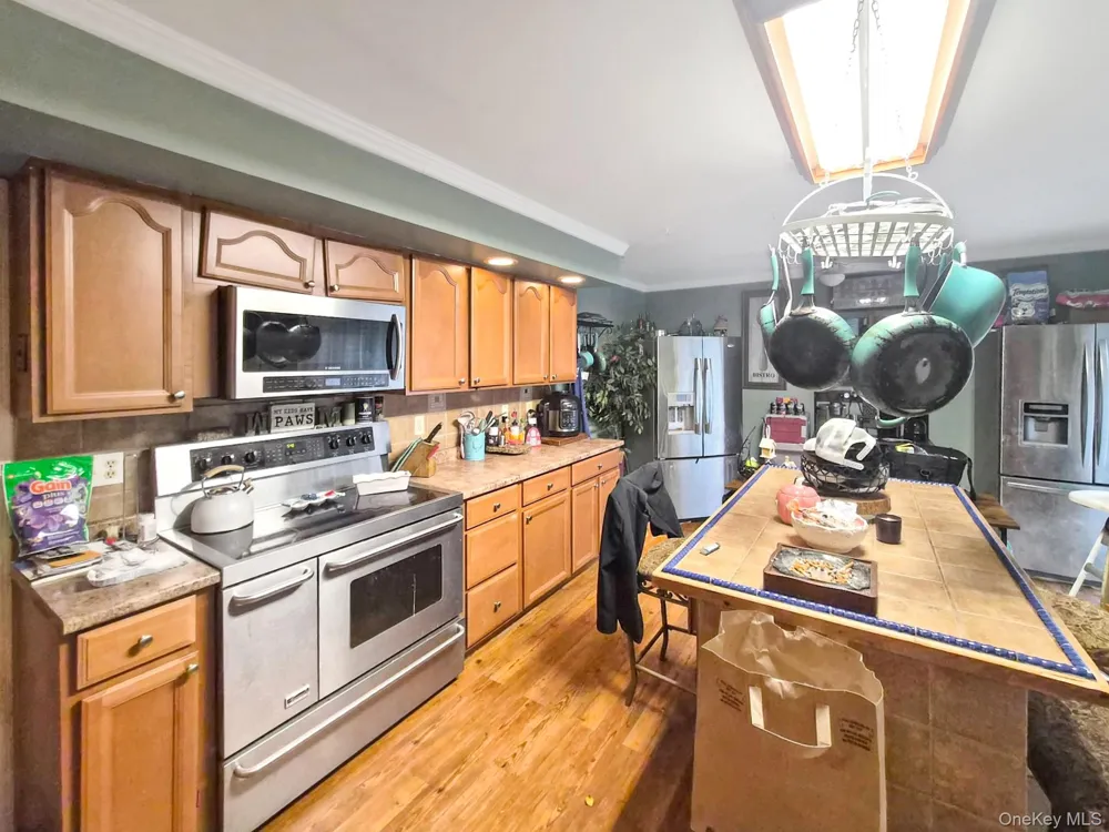81 Old Unionville Road Wallkill, NY 12589