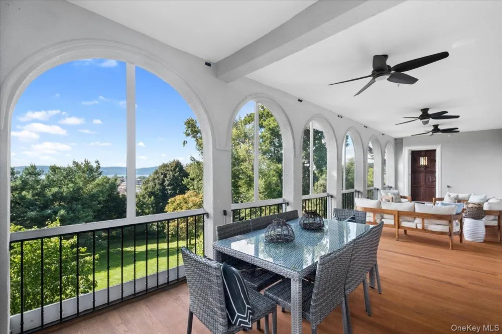 57 Cobb Lane Tarrytown, NY 10591
