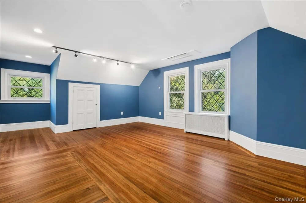 57 Cobb Lane Tarrytown, NY 10591