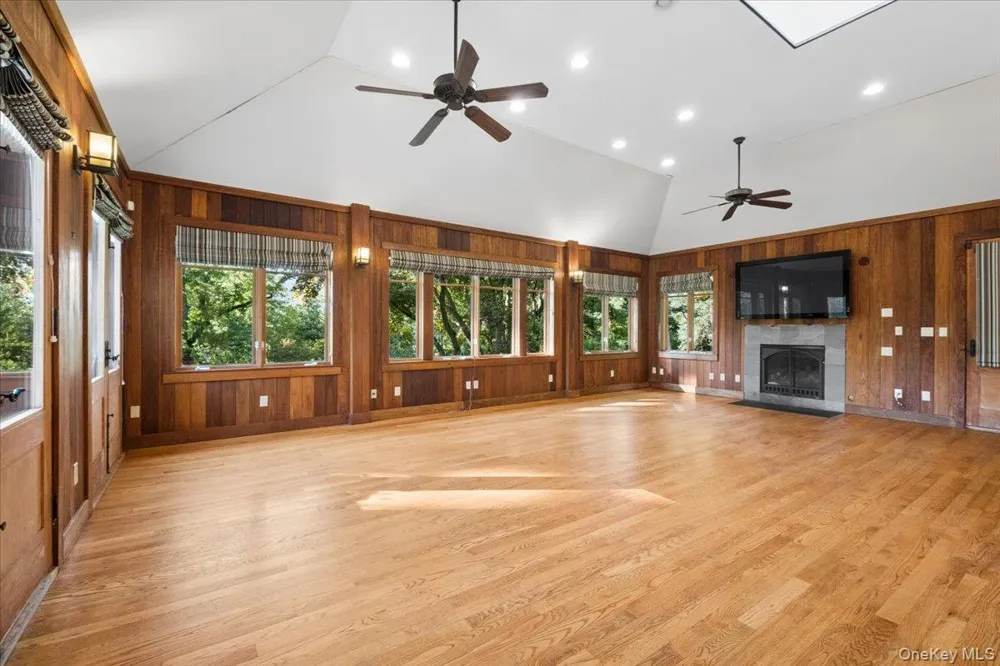 57 Cobb Lane Tarrytown, NY 10591