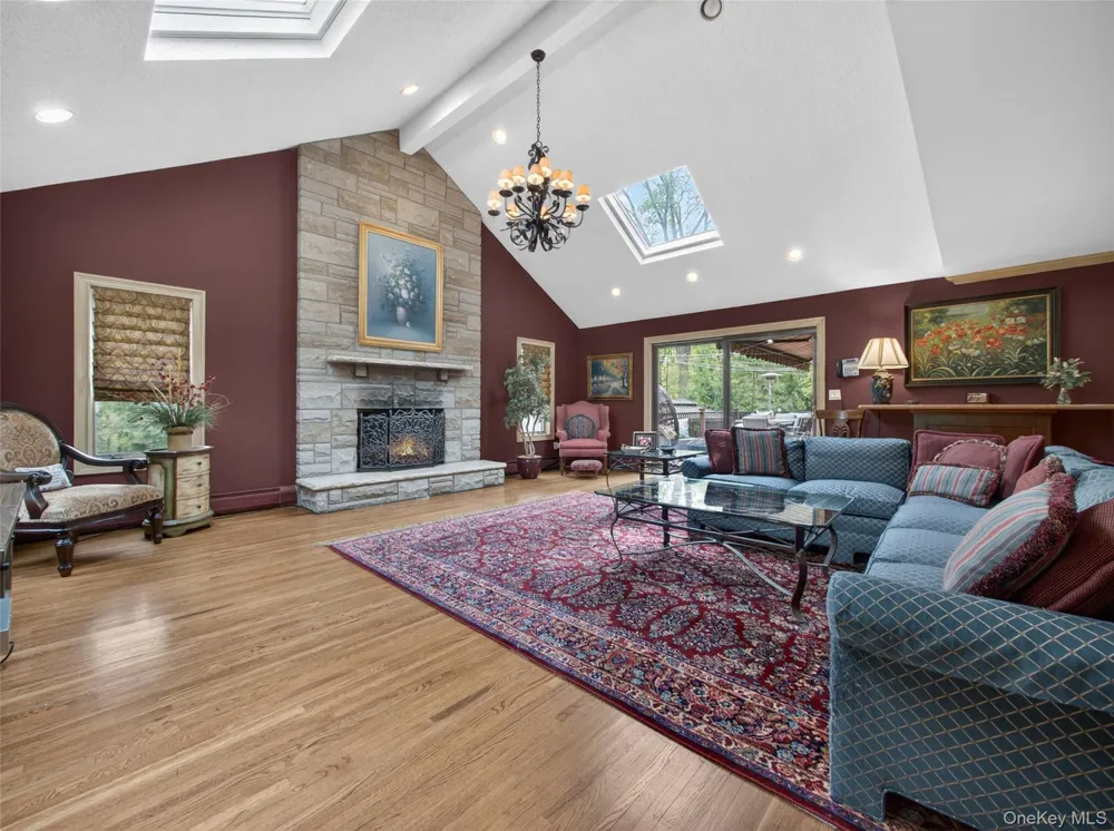 4 Abbey Road Orangeburg, NY 10962