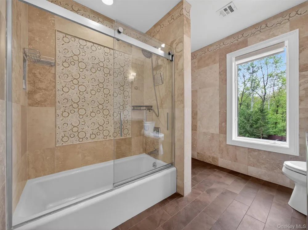 4 Abbey Road Orangeburg, NY 10962