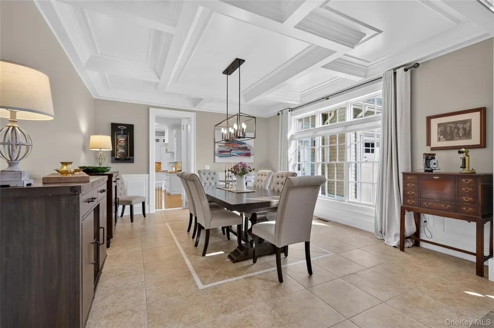 15 Thorman Lane Huntington, NY 11743