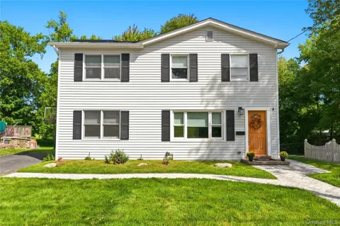 8 Loran Court