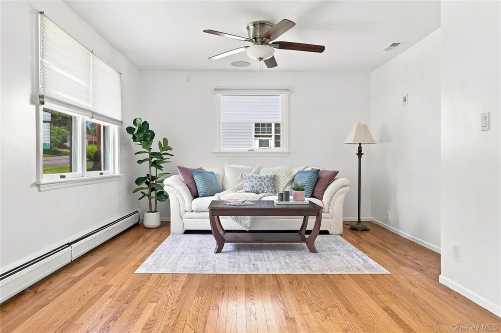 8 Loran Court Nanuet, NY 10954