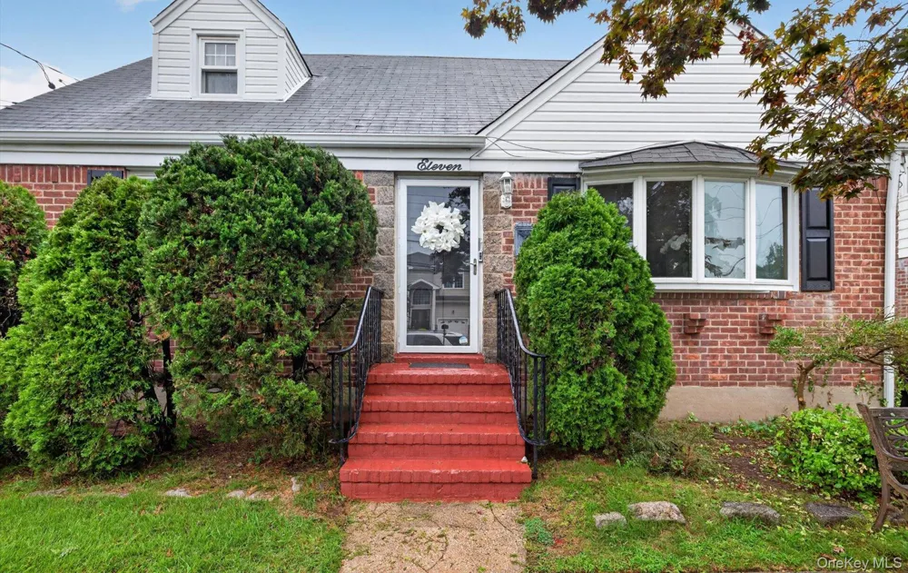 11 White Street Valley Stream, NY 11580