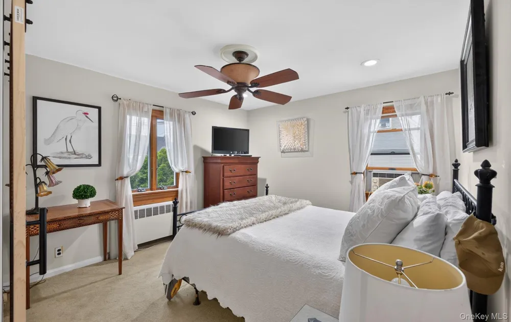 11 White Street Valley Stream, NY 11580