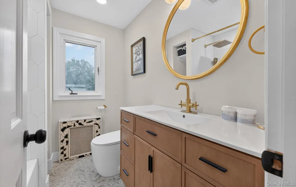 11 White Street Valley Stream, NY 11580