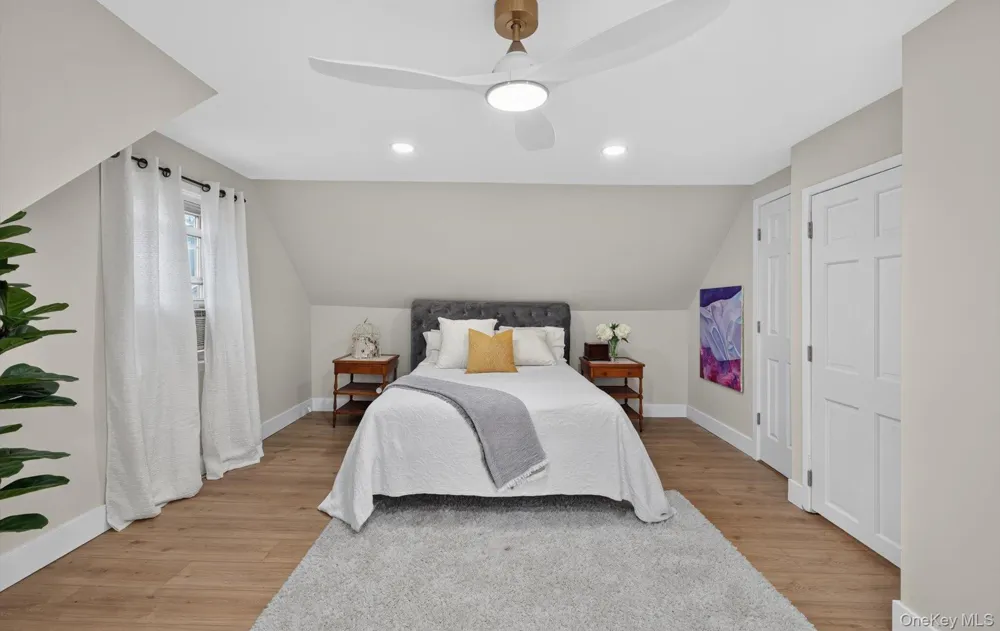 11 White Street Valley Stream, NY 11580