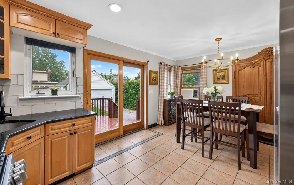 11 White Street Valley Stream, NY 11580