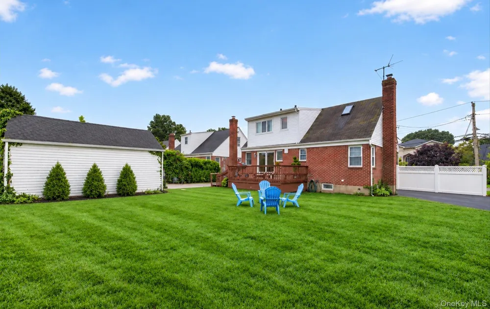 11 White Street Valley Stream, NY 11580