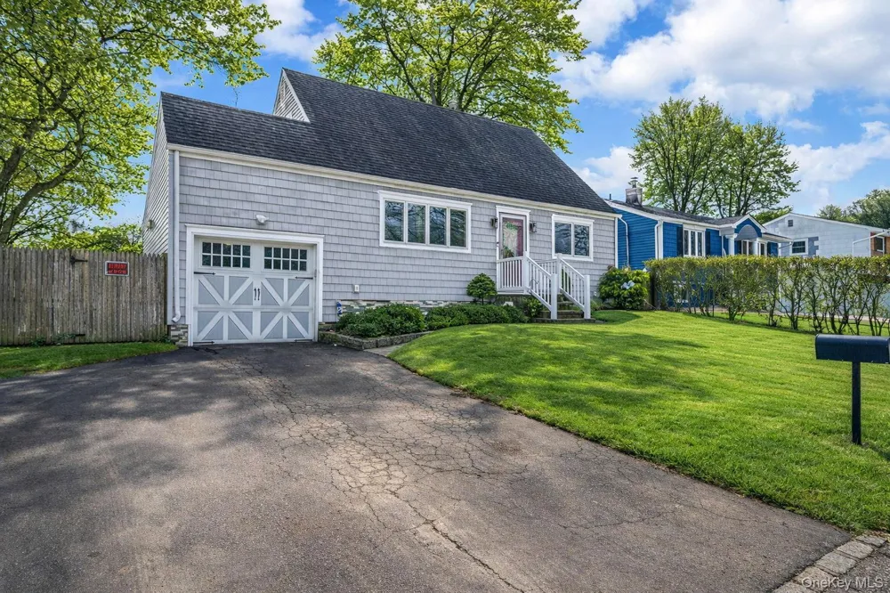 24 Lantern Street Huntington, NY 11743
