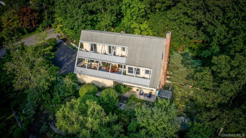 4 Hill Dale Avenue Miller Place, NY 11764