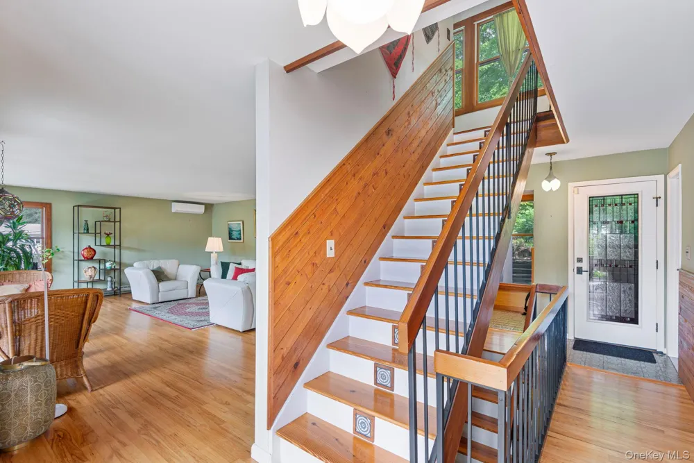 4 Hill Dale Avenue Miller Place, NY 11764