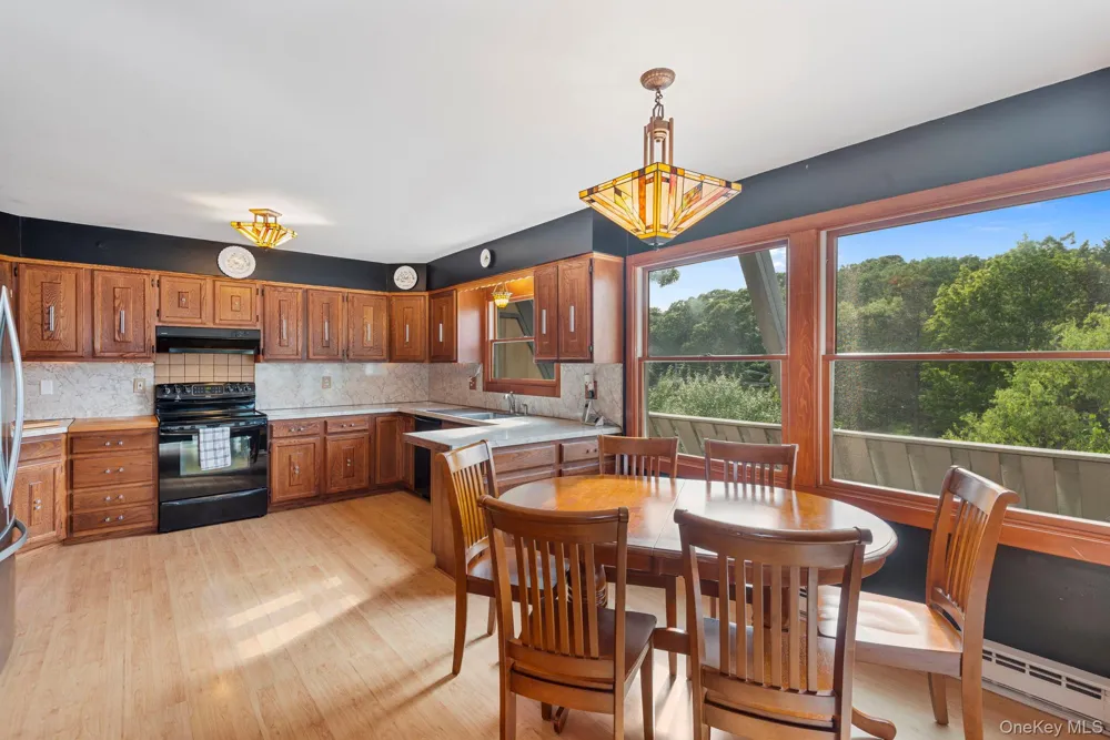 4 Hill Dale Avenue Miller Place, NY 11764