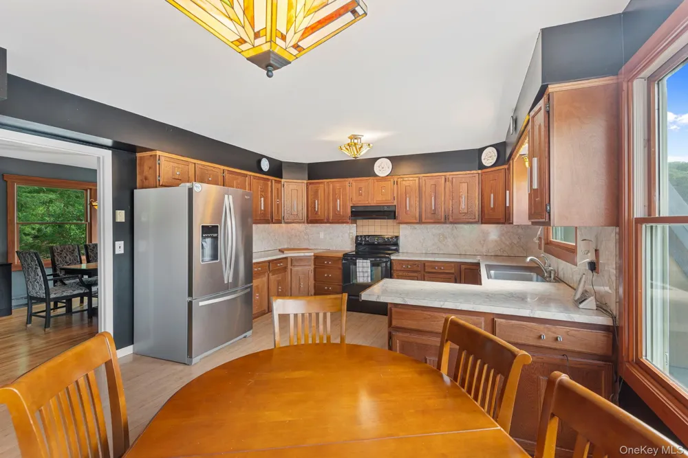 4 Hill Dale Avenue Miller Place, NY 11764
