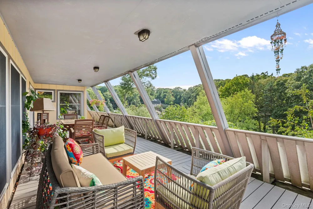 4 Hill Dale Avenue Miller Place, NY 11764