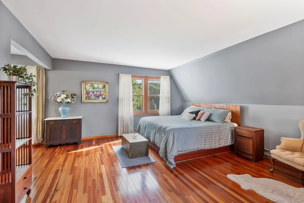 4 Hill Dale Avenue Miller Place, NY 11764