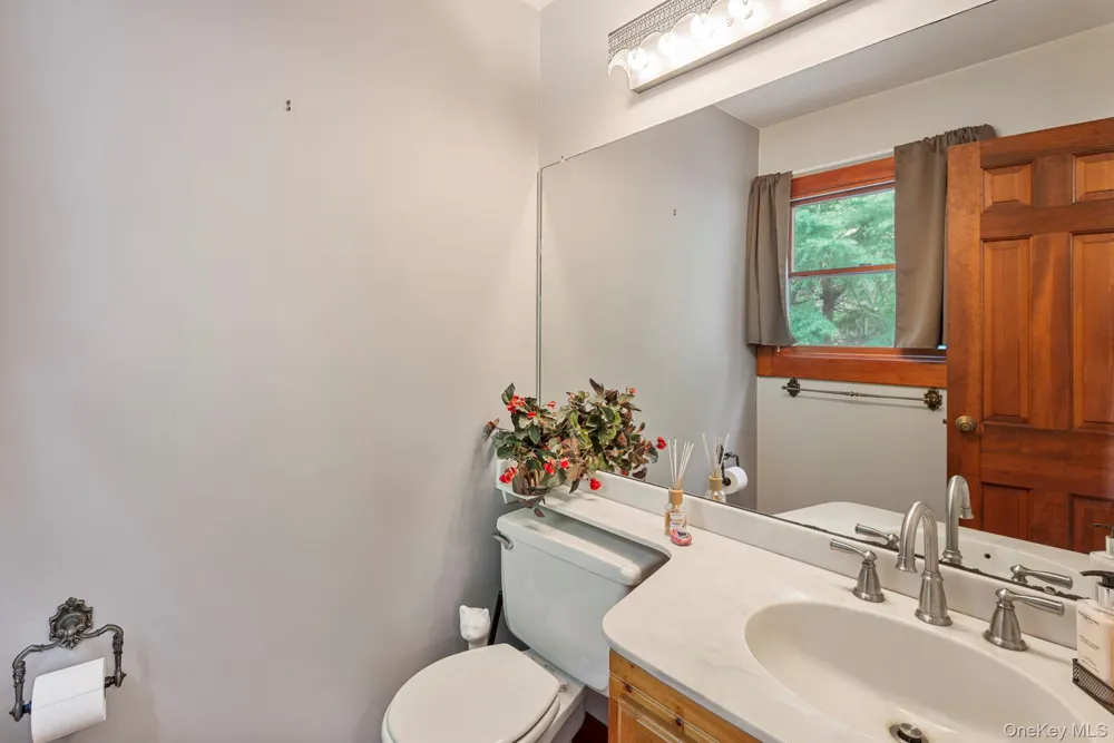 4 Hill Dale Avenue Miller Place, NY 11764