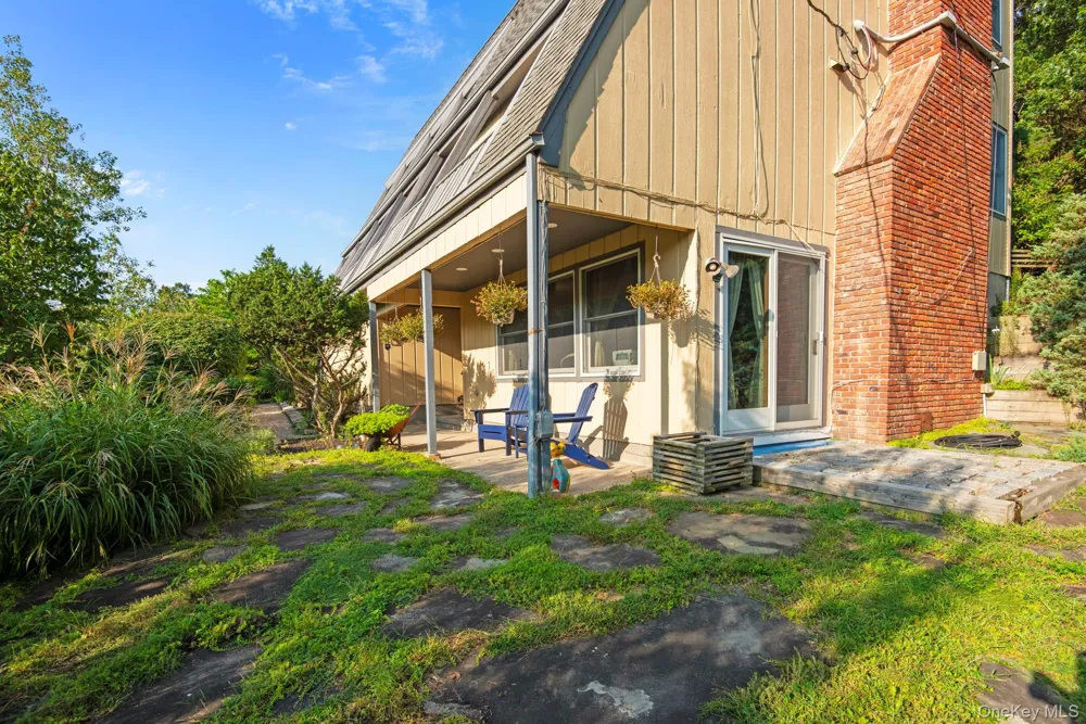 4 Hill Dale Avenue Miller Place, NY 11764