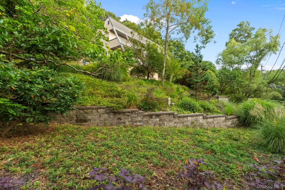 4 Hill Dale Avenue Miller Place, NY 11764