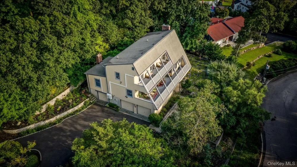4 Hill Dale Avenue Miller Place, NY 11764