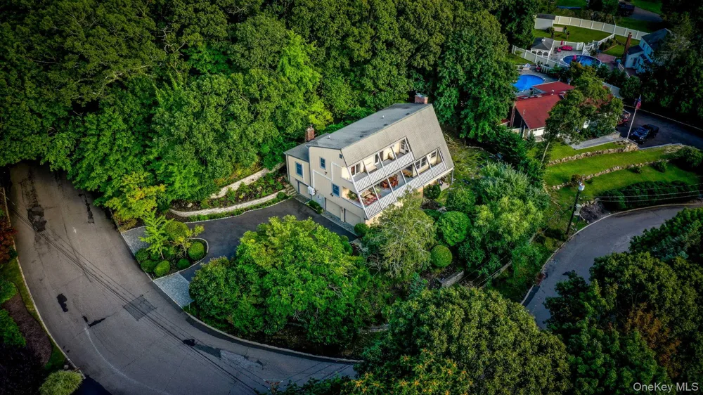 4 Hill Dale Avenue Miller Place, NY 11764