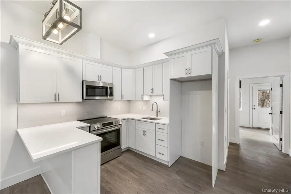 1083 US Route 9 #49 Fishkill, NY 12524