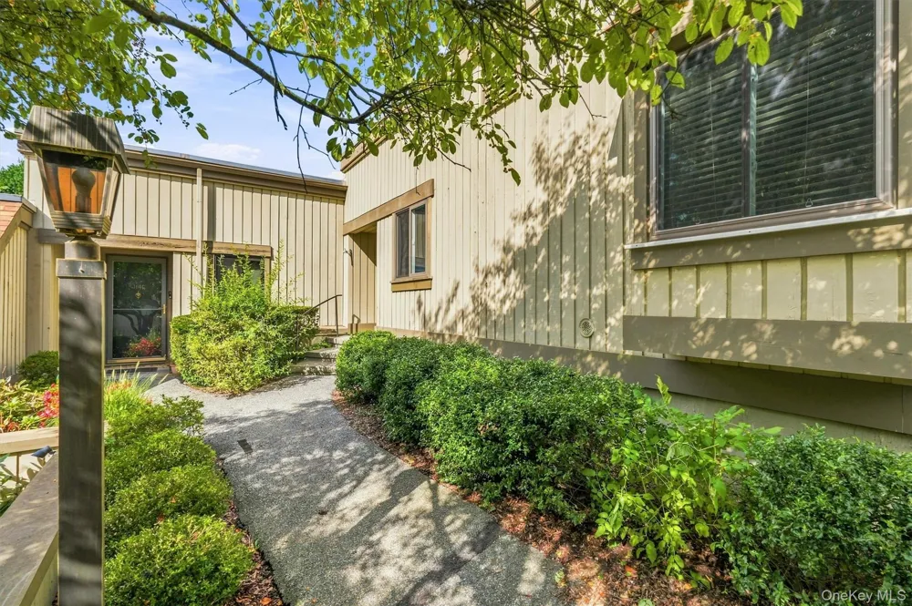 114 Heritage Hills #D Somers, NY 10589