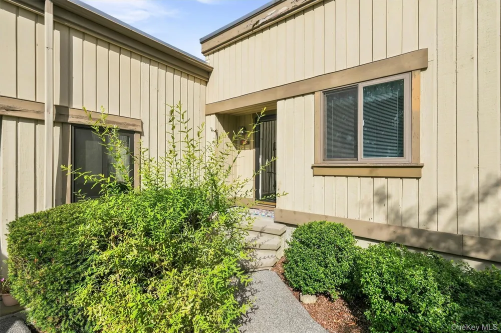 114 Heritage Hills #D Somers, NY 10589