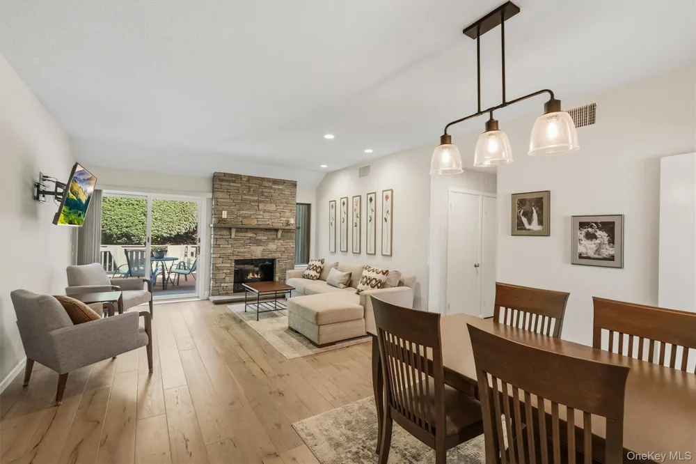 114 Heritage Hills #D Somers, NY 10589