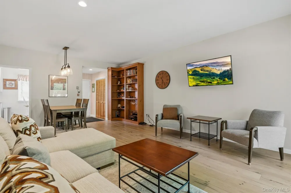 114 Heritage Hills #D Somers, NY 10589