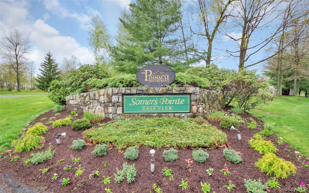 114 Heritage Hills #D Somers, NY 10589