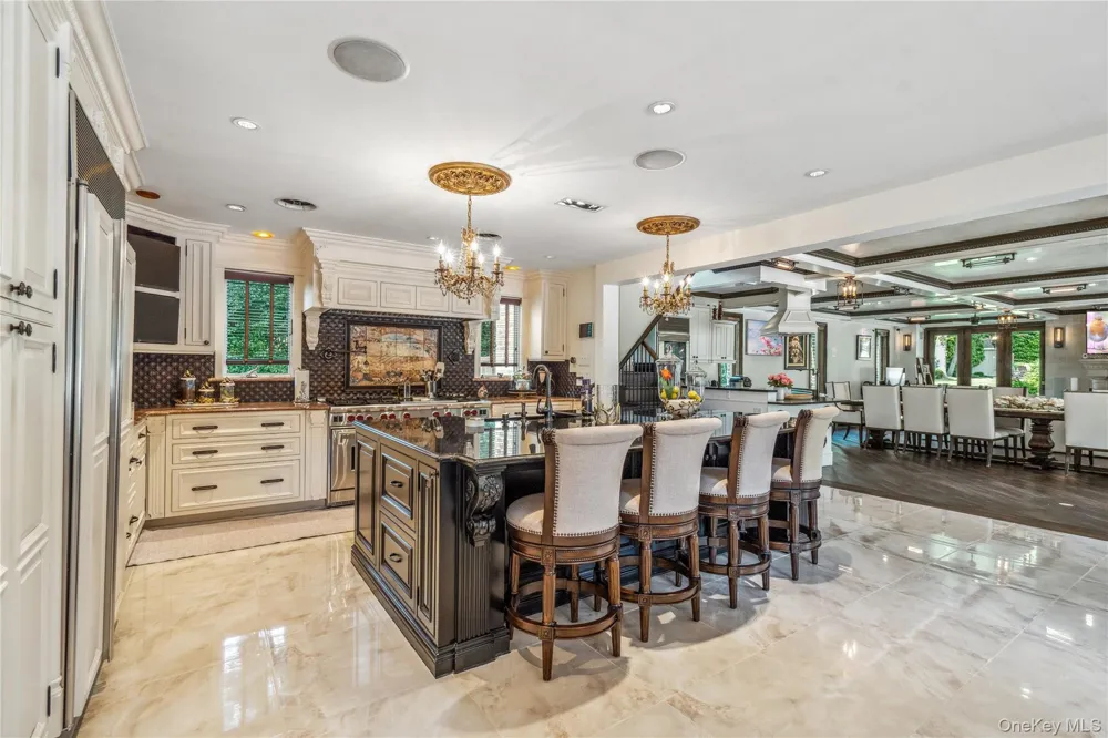 213 Guinea Woods Road Old Westbury, NY 11568