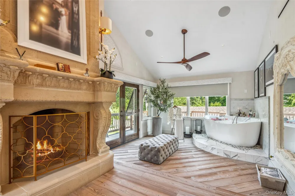 213 Guinea Woods Road Old Westbury, NY 11568