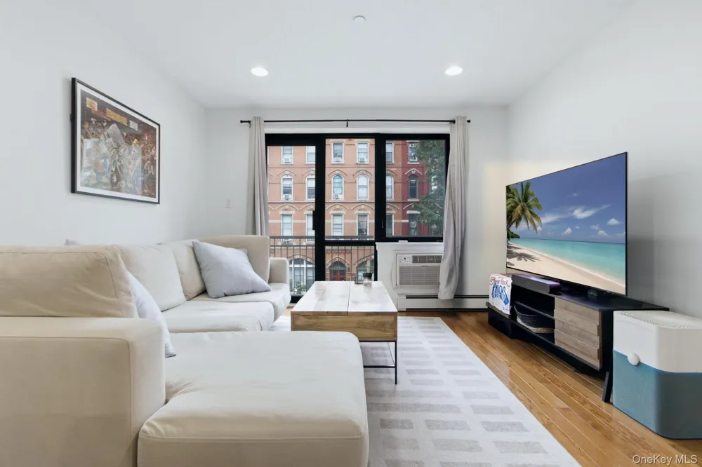 18 W 129th Street #3A New York (Manhattan), NY 10027