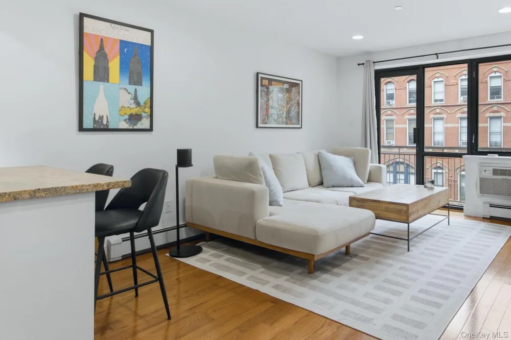 18 W 129th Street #3A New York (Manhattan), NY 10027