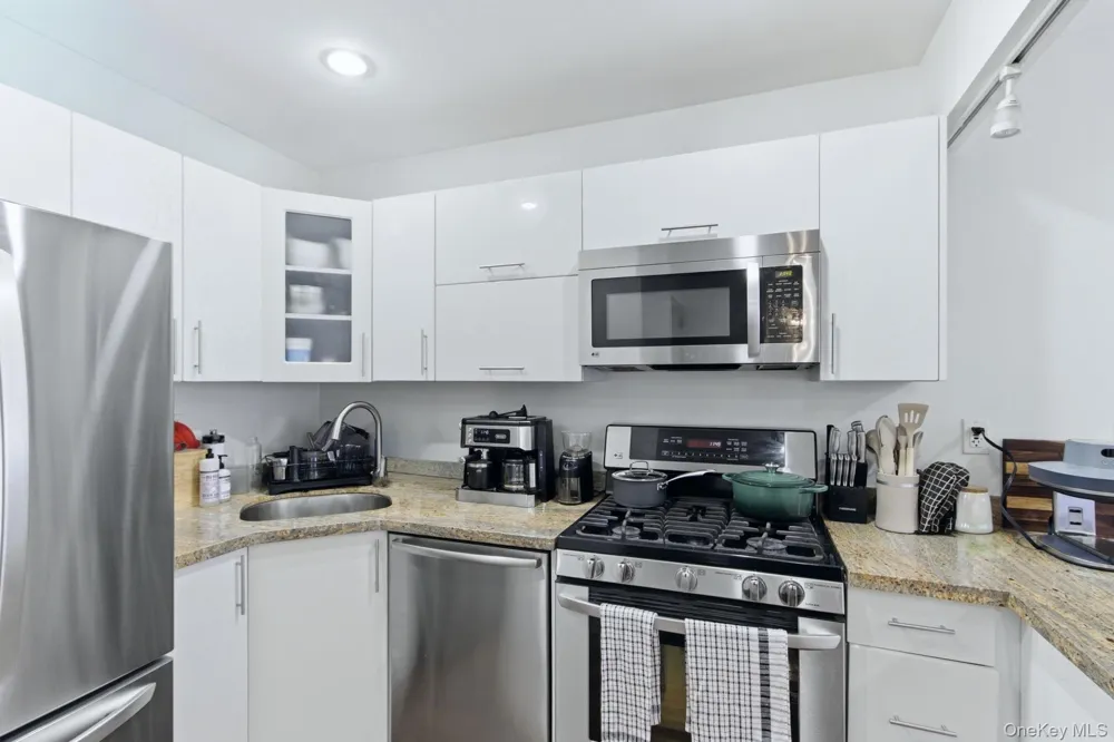 18 W 129th Street #3A New York (Manhattan), NY 10027