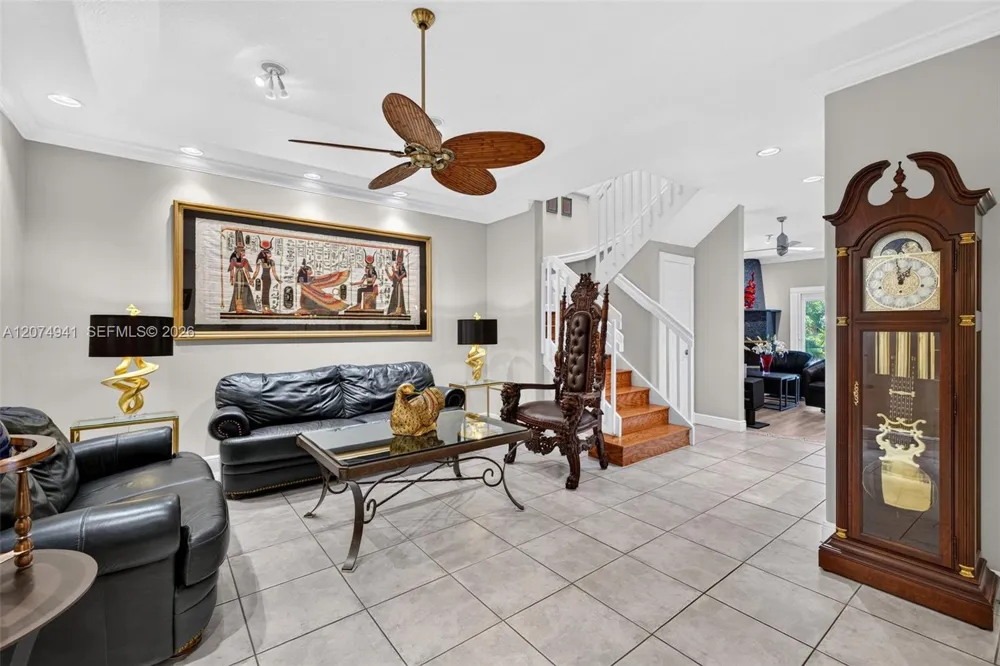 362 NE 7th Ave Fort Lauderdale, FL 33301