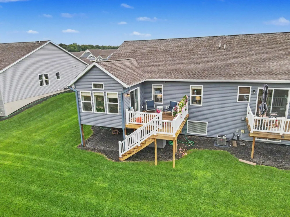 12454 Newbridge Drive #3 Grand Haven, MI 49417