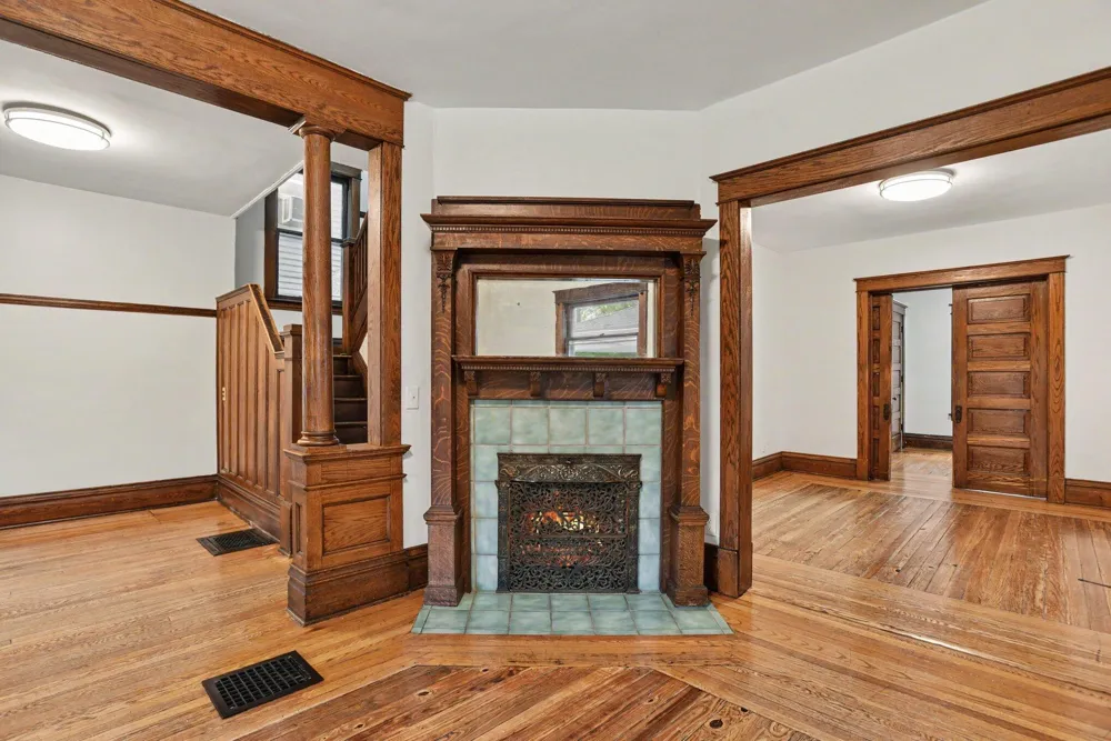 306 W Dutton Street Kalamazoo, MI 49007