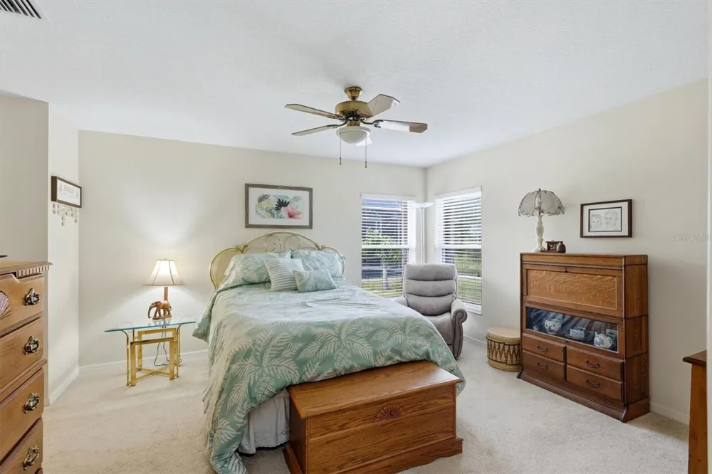 4610 72ND COURT E Bradenton, FL 34203