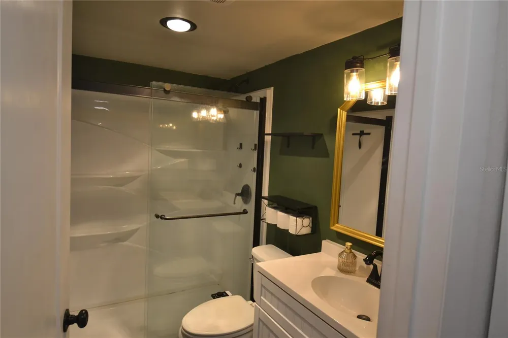 2944 W BAY DRIVE #105 Belleair Bluffs, FL 33770