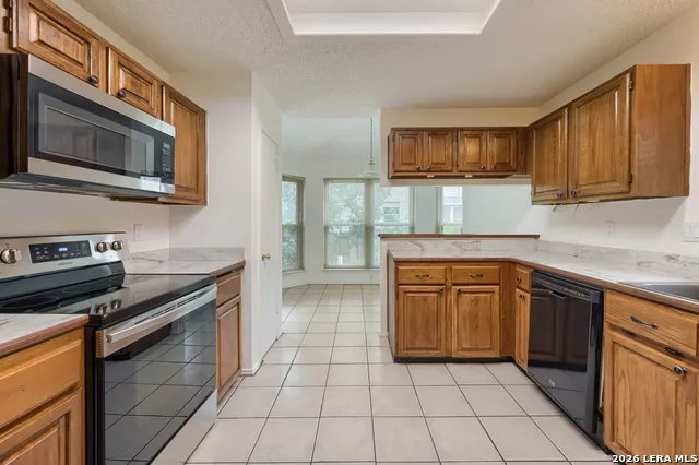 2533 Montebello San Antonio, TX 78259